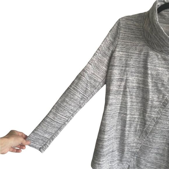 Danskin Grey Asymmetrical Long Sleeve Sweater Jacket Grey M - Picture 3 of 10